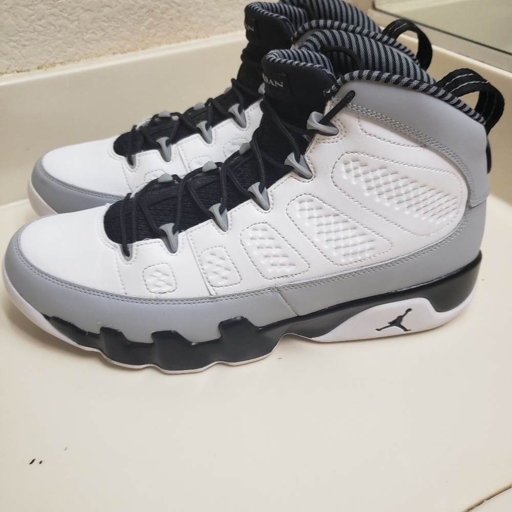 Nike Air Jordan 9 Retro Barons
